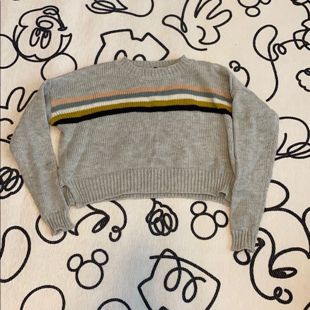 Grey cropped sweater